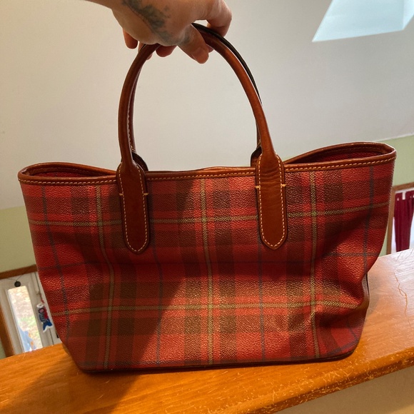 Dooney&Bourke plaid tote - Picture 4 of 7